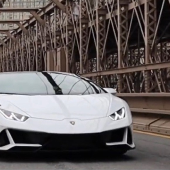 Meet your Posher, Yanni - Picture 1 of 1